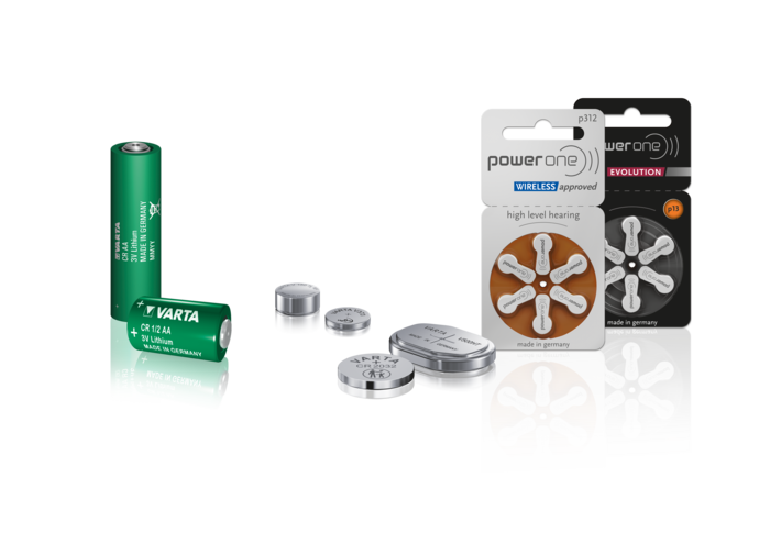 Varta lithium batteries assortment: green CR AA, CR 1/2 AA, coin cells, and Power One hearing aid battery packs